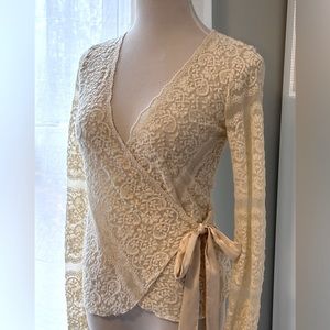 Banana Republic stretch lace wrap top